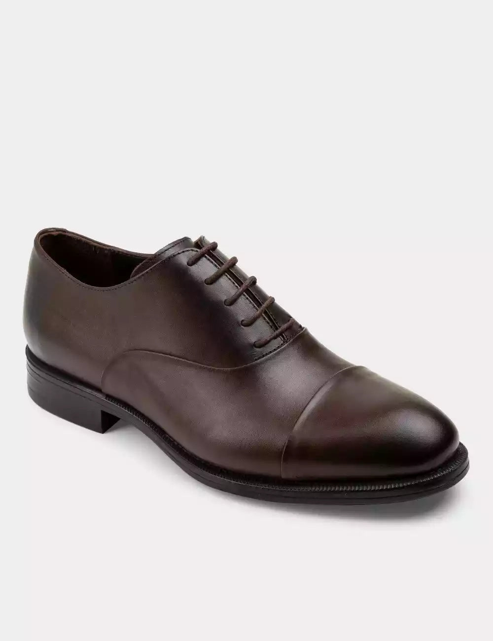 Galvare Oxford Classique – Chaussures en Cuir Véritable (Noir, Marron, Bleu Marine, Camel)