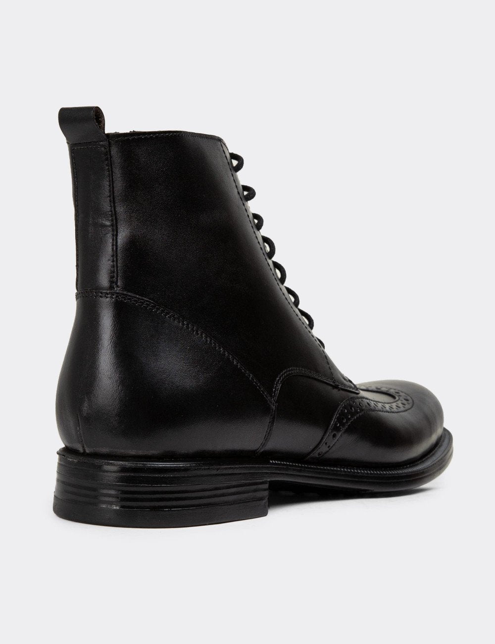 Bottes Galvare en Cuir Naturel avec Fermeture Éclair – Hiver Élégant