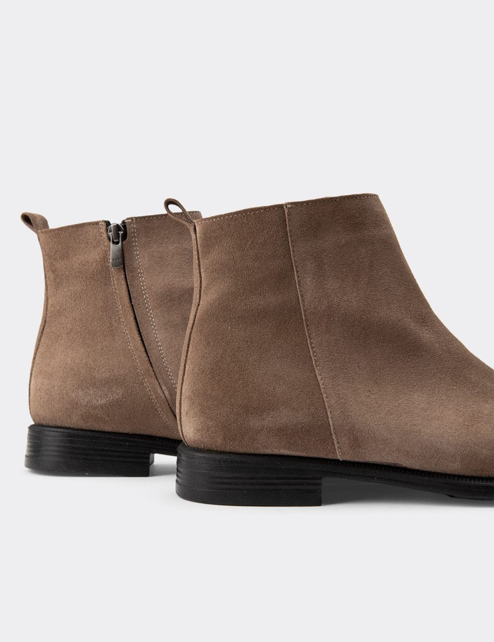 Galvare York – Boots Homme en Daim Naturel