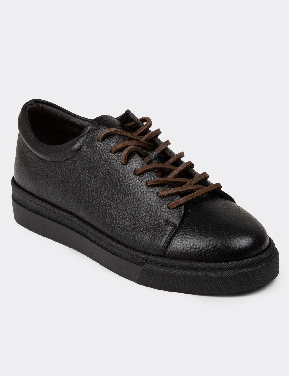 Galvare – Baskets Homme en Cuir Véritable (Noir ou Blanc)