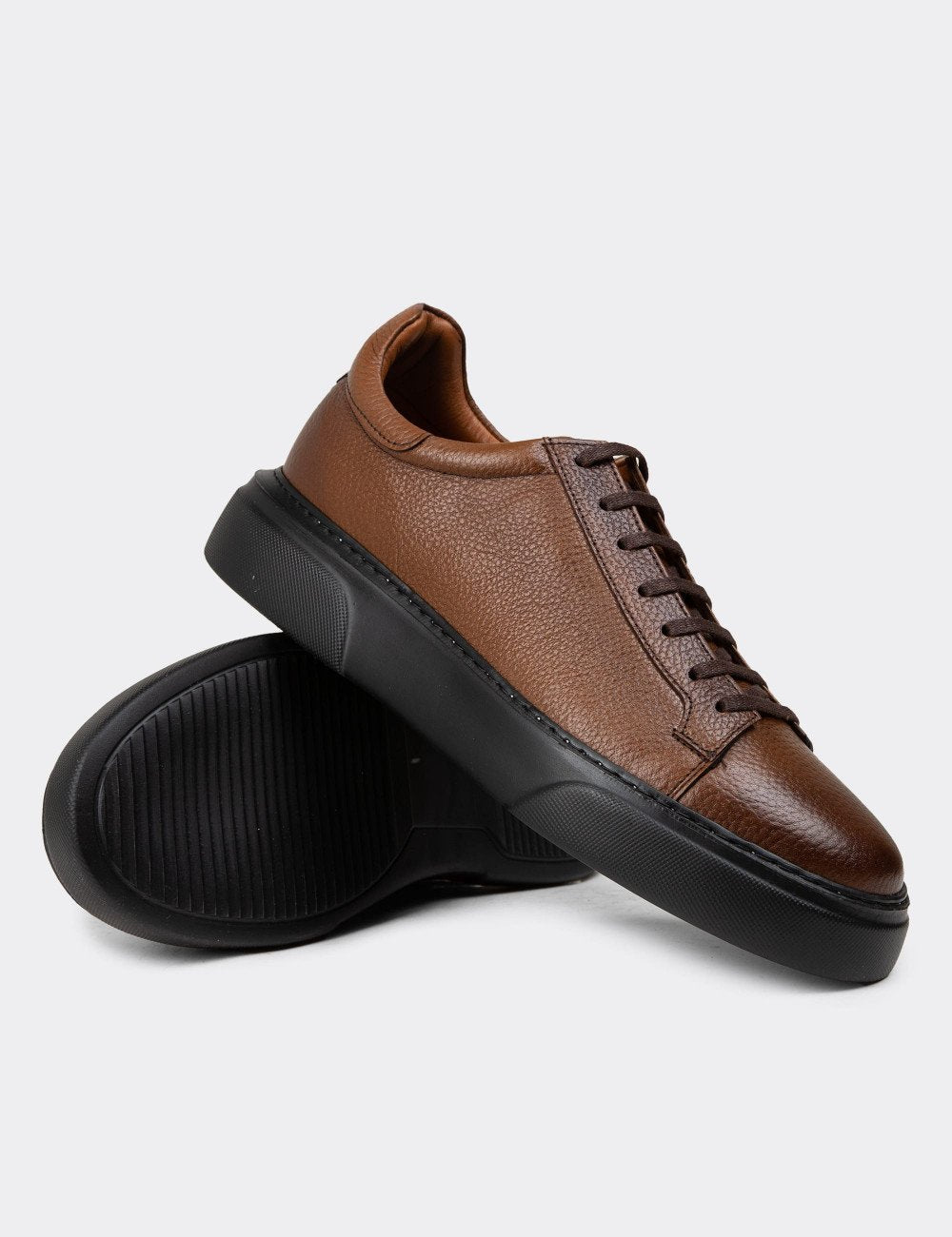 Galvare Sneakers – Baskets en Cuir Véritable Homme (Noir & Marron)