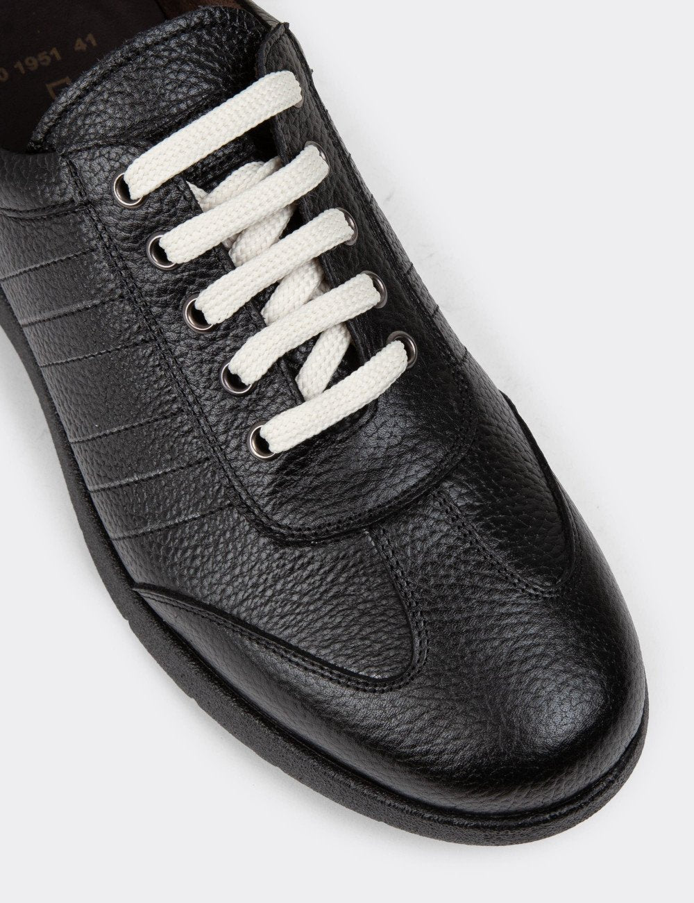 Galvare Floater – Chaussures Casual en Cuir Véritable (Noir, Gris, Rouge, Marron)