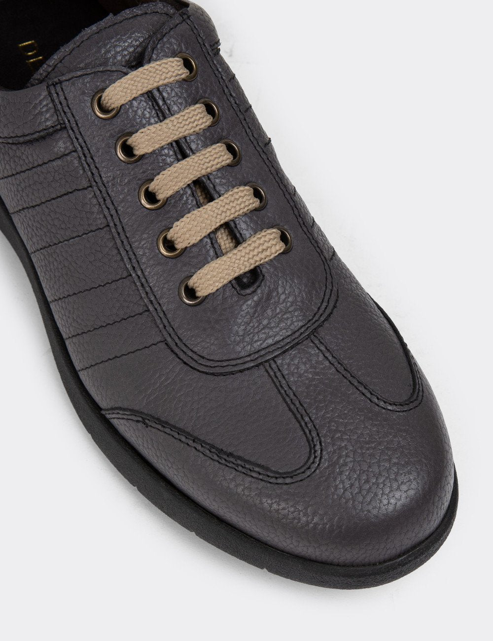Galvare Floater – Chaussures Casual en Cuir Véritable (Noir, Gris, Rouge, Marron)